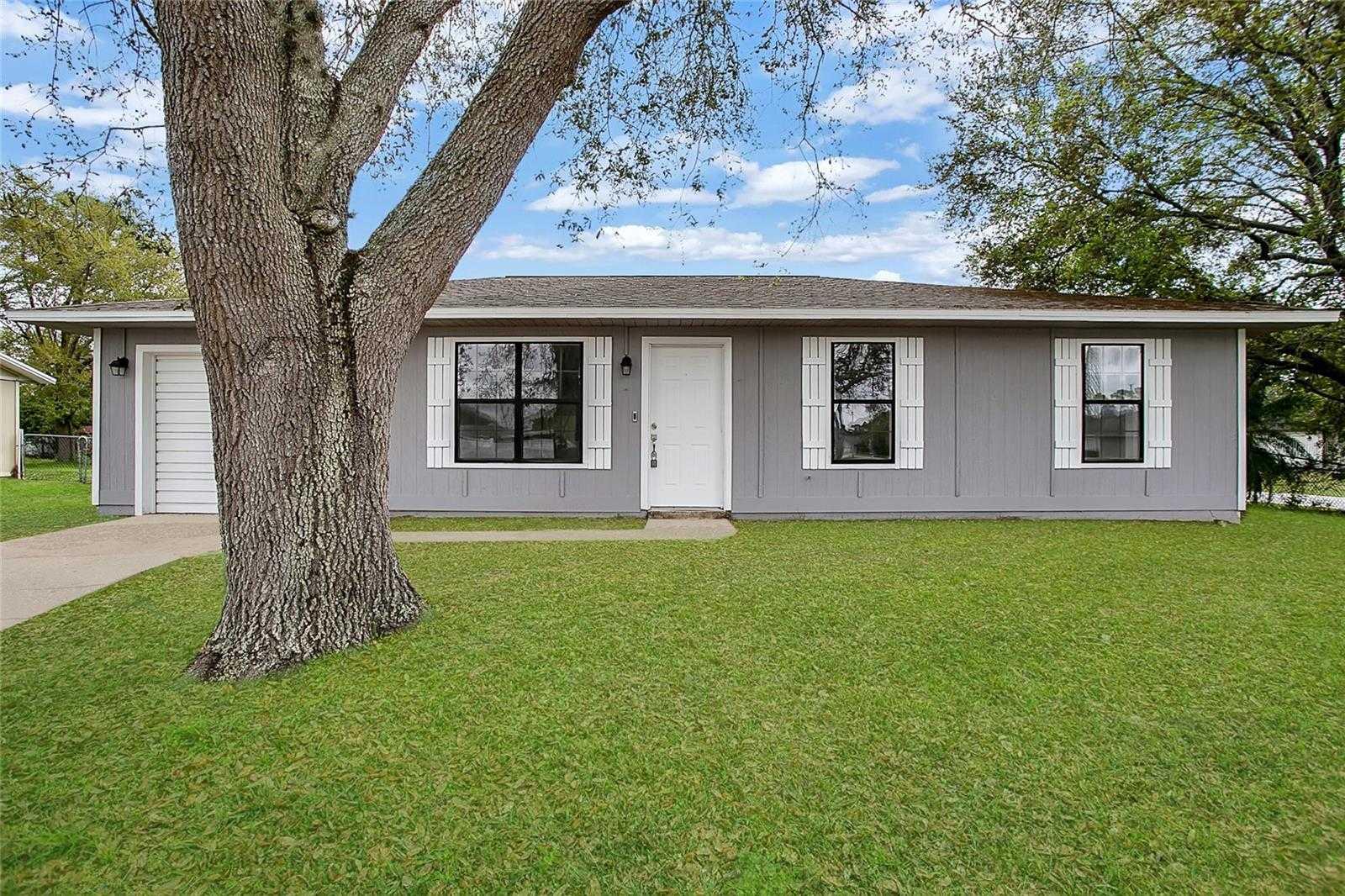 905 LOCUST, PALM BAY, Single Family Residence,  for sale, The Mount Dora Group 