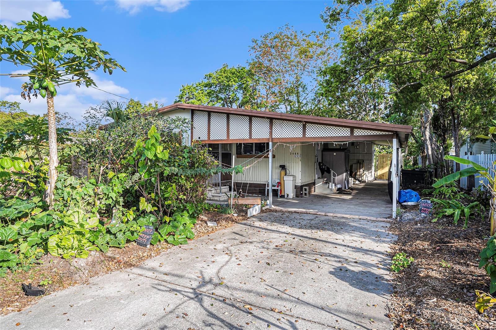 2466 HIGHLAND ACRES, CLEARWATER, Manufactured Home - Post 1977,  for sale, The Mount Dora Group 