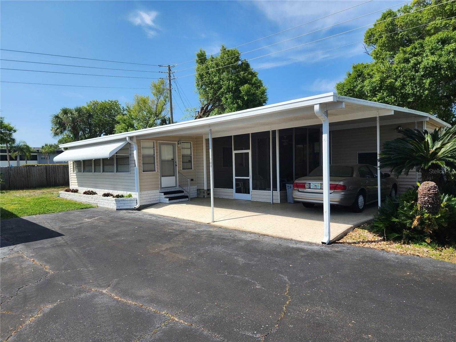 703 CORSICA, BRADENTON, Manufactured Home - Post 1977,  for sale, The Mount Dora Group 