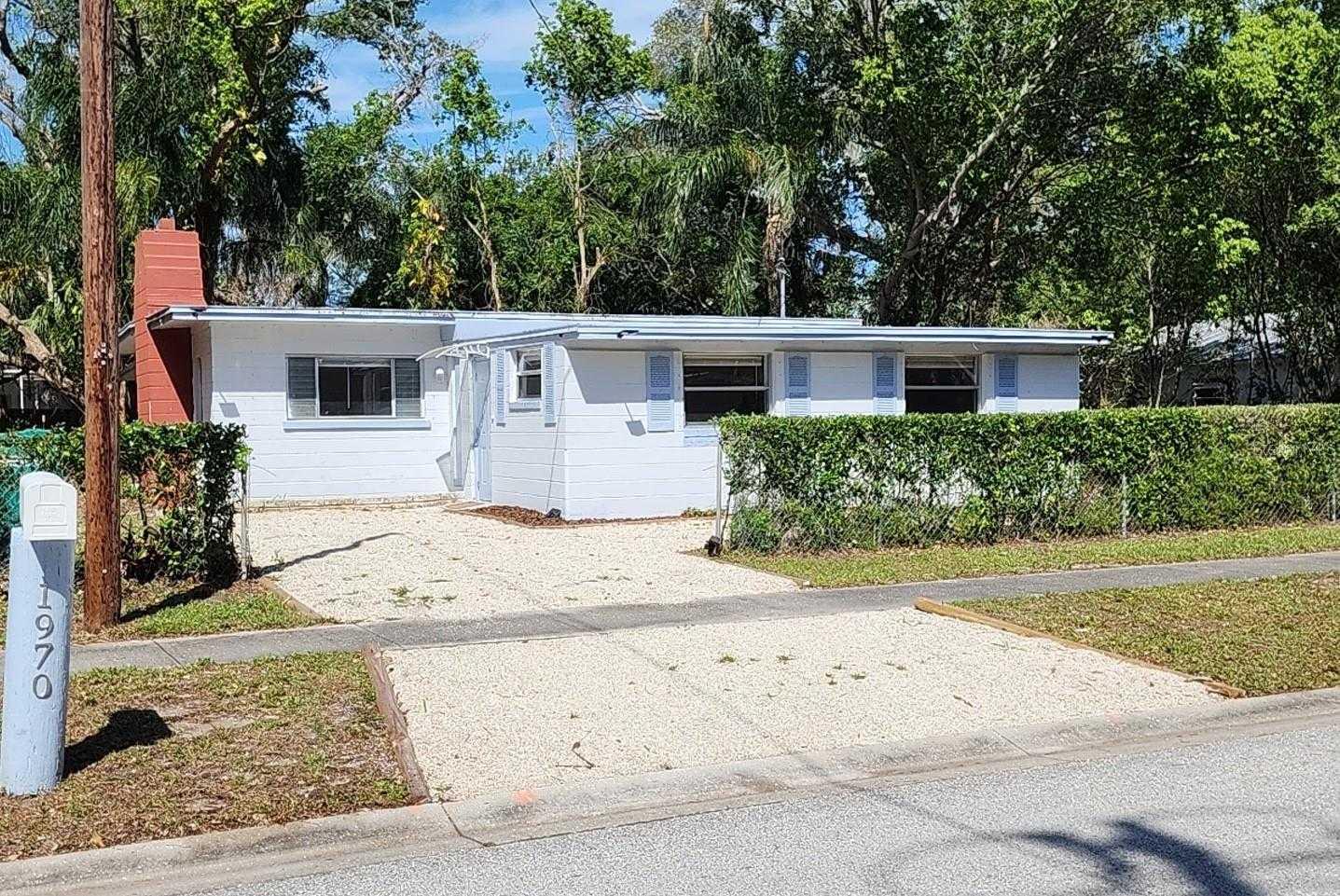 1970 OAK, CLEARWATER, Single Family Residence,  for sale, The Mount Dora Group 