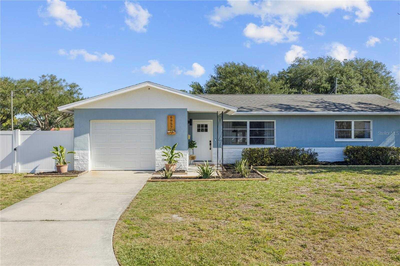 6957 35TH, ST PETERSBURG, Single Family Residence,  for sale, The Mount Dora Group 